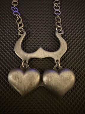 Vintage-Inspired Black Double Heart Pendant Necklace